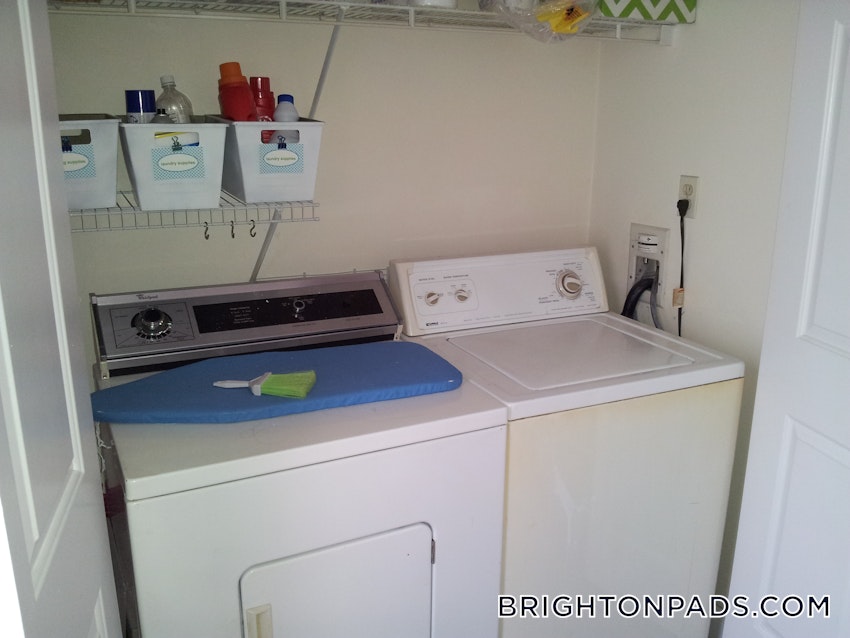 BOSTON - BRIGHTON - BRIGHTON CENTER - 1 Bed, 1 Bath - Image 14