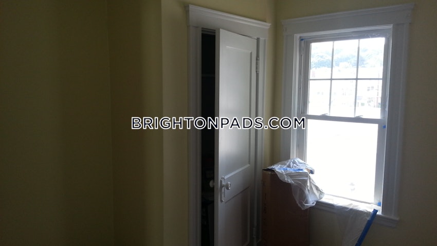 BOSTON - BRIGHTON - BRIGHTON CENTER - 4 Beds, 1 Bath - Image 25