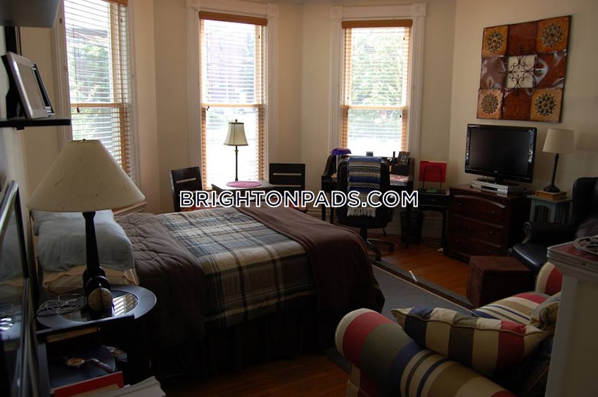 Boston - Brighton - Brighton Center - 2 Beds, 1 Bath - Image 8