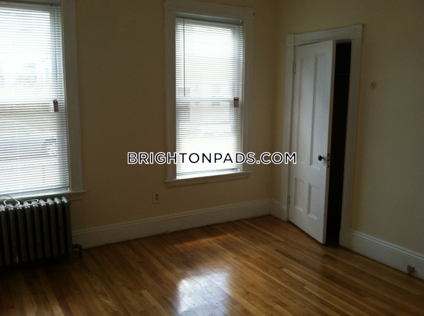 BOSTON - BRIGHTON - BRIGHTON CENTER - 3 Beds, 1 Bath - Image 15