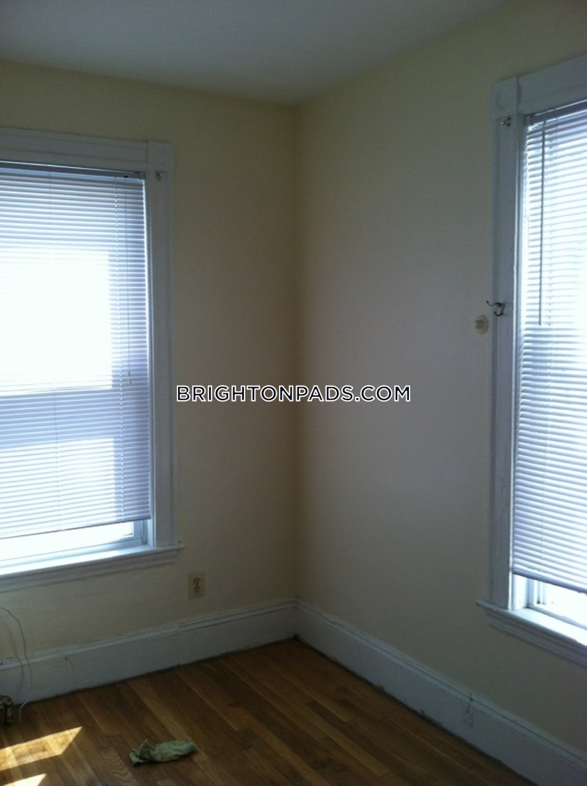 BOSTON - BRIGHTON - BRIGHTON CENTER - 3 Beds, 1 Bath - Image 11