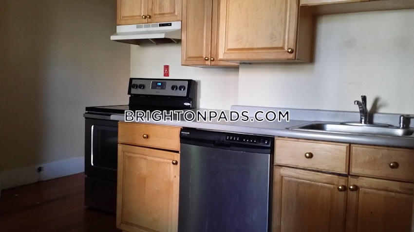 BOSTON - BRIGHTON - BRIGHTON CENTER - 5 Beds, 2 Baths - Image 36