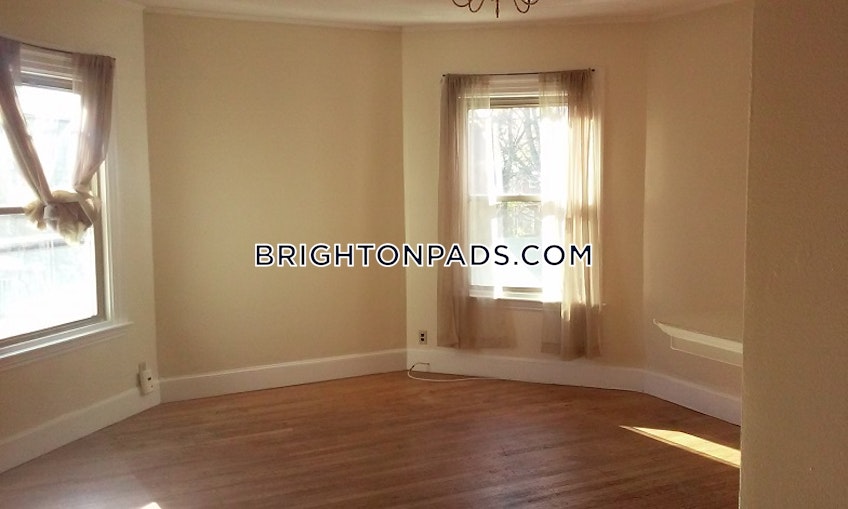 Boston - $3,300+ /month