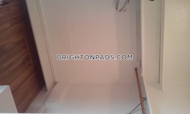 Boston - $3,300+ /mo