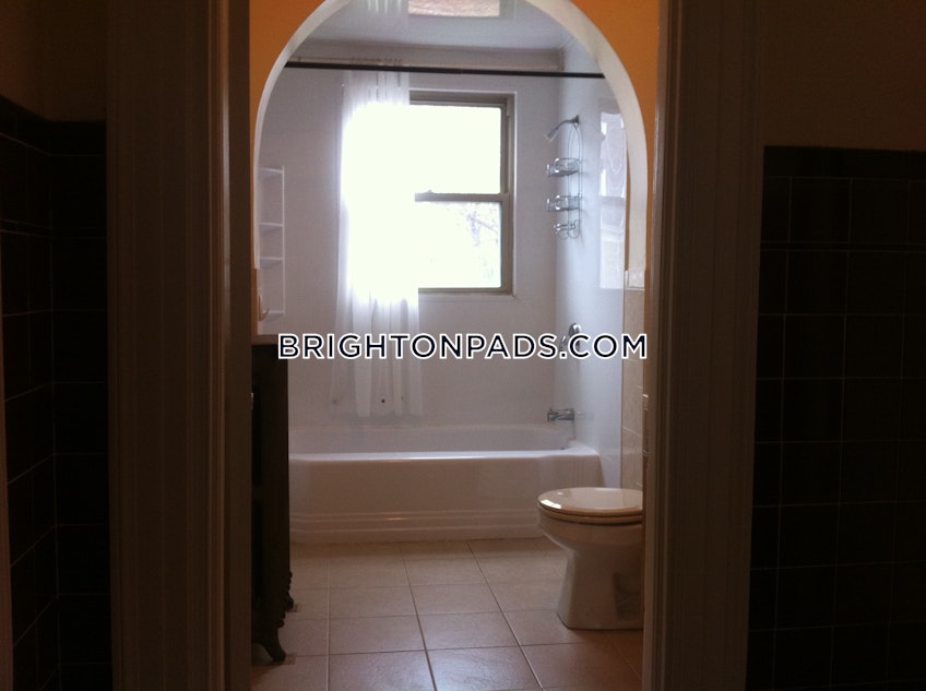 Boston - $3,300+ /month