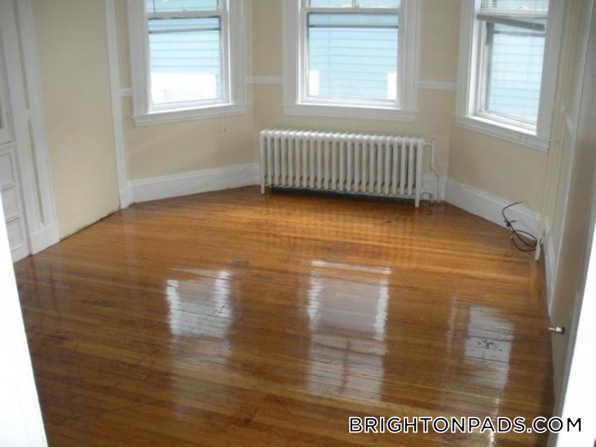 BOSTON - BRIGHTON - BRIGHTON CENTER - 4 Beds, 2 Baths - Image 3