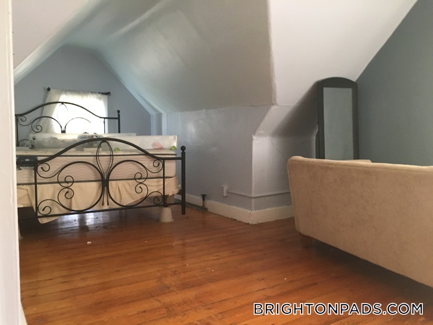 BOSTON - BRIGHTON - BRIGHTON CENTER - 3 Beds, 1 Bath - Image 3