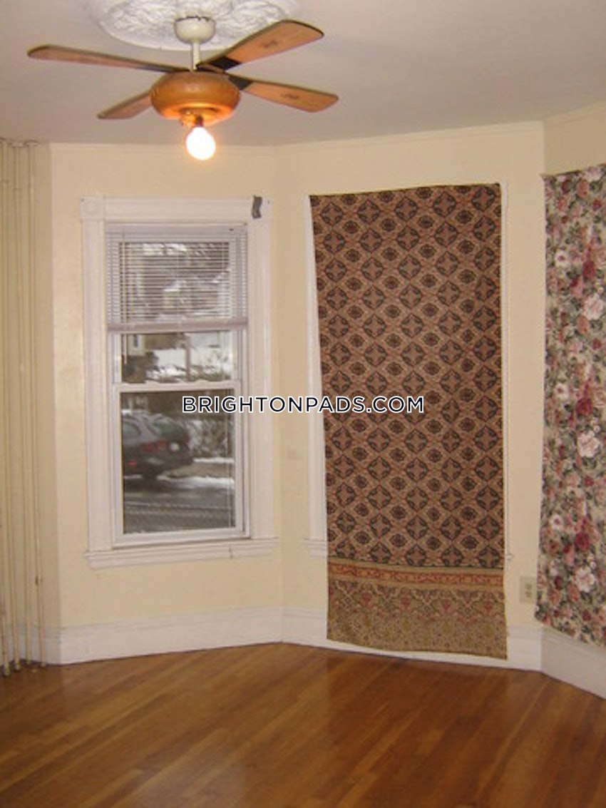 BOSTON - BRIGHTON - BRIGHTON CENTER - 3 Beds, 1 Bath - Image 33