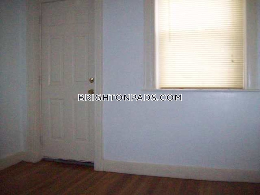 BOSTON - BRIGHTON- WASHINGTON ST./ ALLSTON ST. - 4 Beds, 2 Baths - Image 9