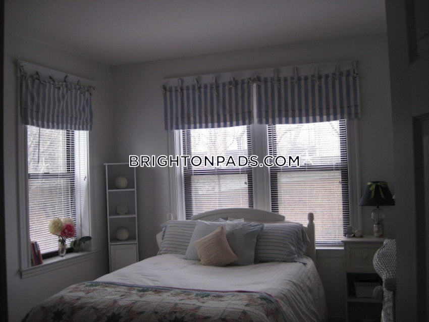 BOSTON - BRIGHTON - CLEVELAND CIRCLE - 5 Beds, 2 Baths - Image 5