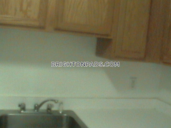 Boston - $2,800+ /mo