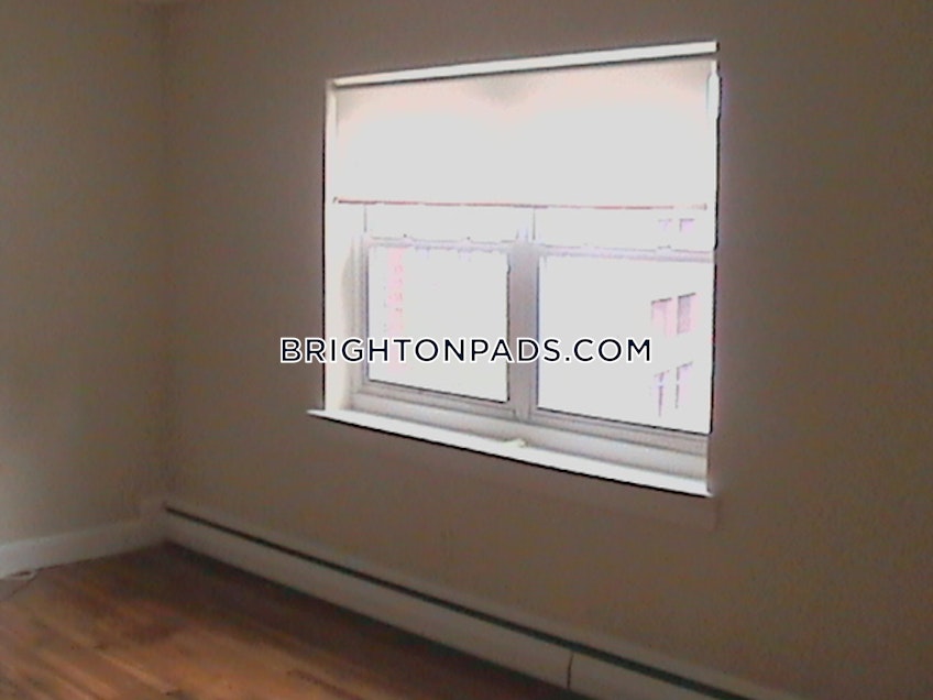 Boston - $2,800+ /month