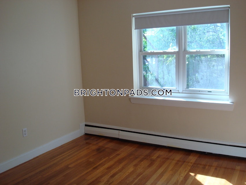 BOSTON - BRIGHTON - CLEVELAND CIRCLE - 1 Bed, 1 Bath - Image 6