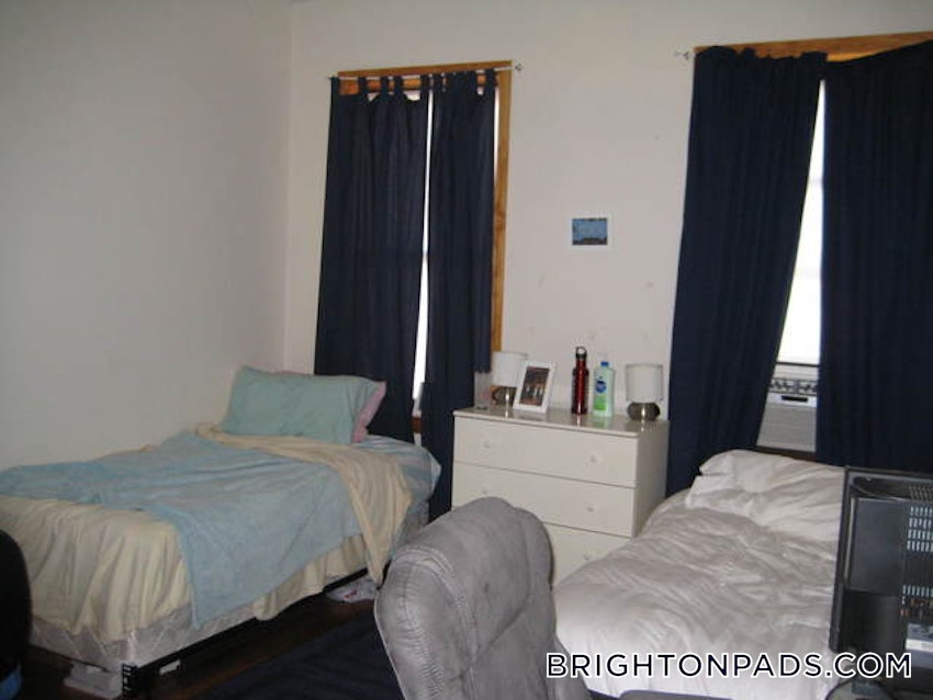 BOSTON - BRIGHTON - CLEVELAND CIRCLE - 5 Beds, 2 Baths - Image 24