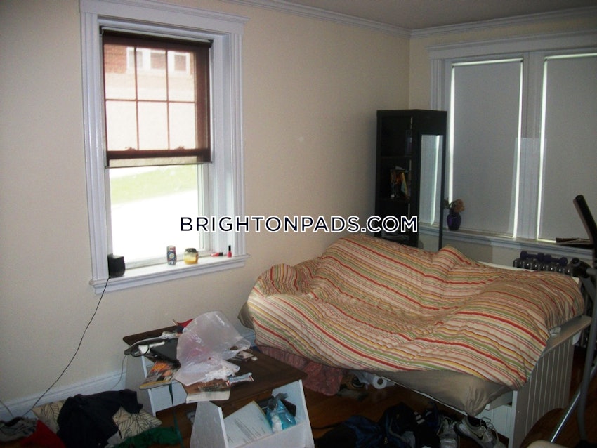BOSTON - BRIGHTON - CLEVELAND CIRCLE - 1 Bed, 1 Bath - Image 2