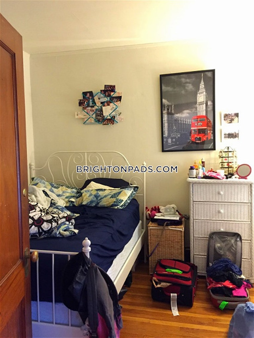 BOSTON - BRIGHTON - BOSTON COLLEGE - 3 Beds, 1 Bath - Image 10