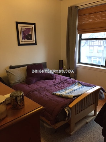 Boston - 4 Beds, 1 Baths