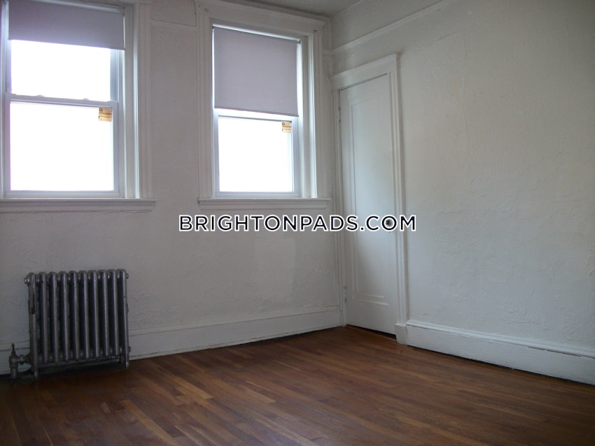 BOSTON - BRIGHTON - CLEVELAND CIRCLE - 1 Bed, 1 Bath - Image 9