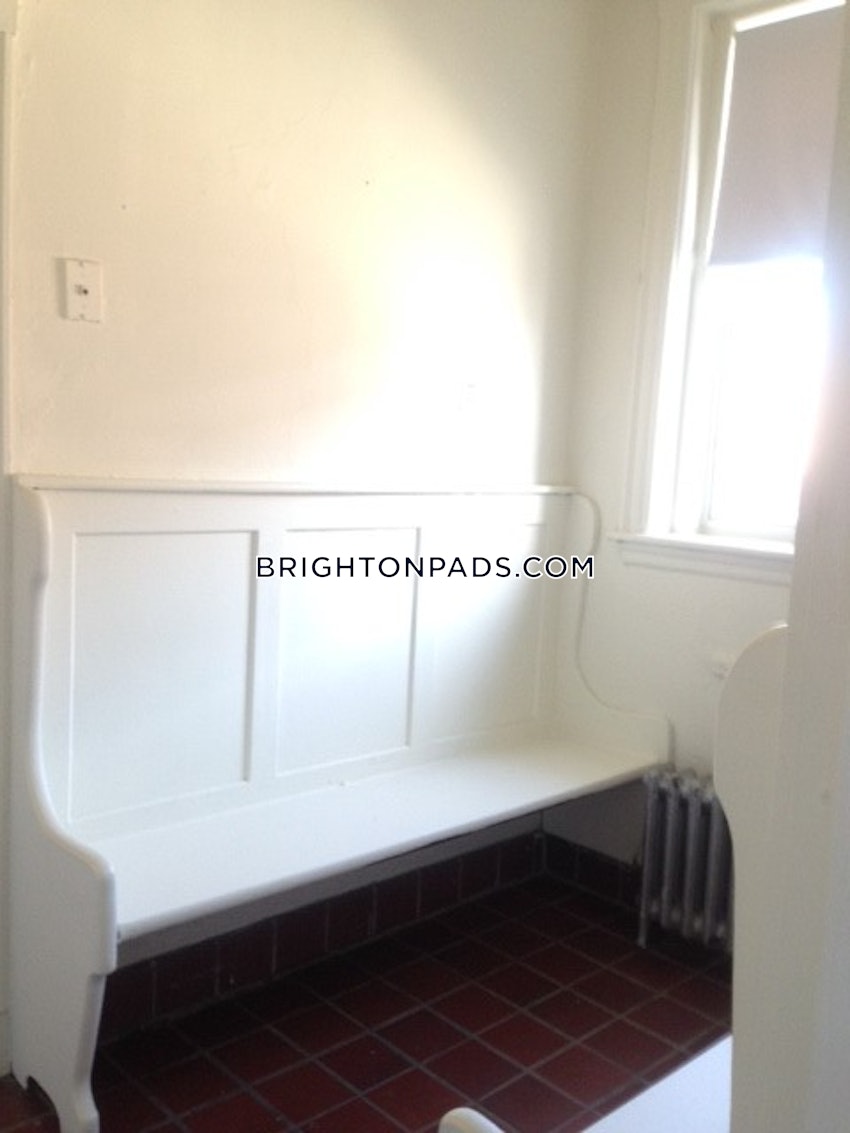 BOSTON - BRIGHTON - CLEVELAND CIRCLE - 1 Bed, 1 Bath - Image 22