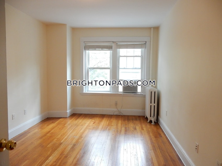 BOSTON - BRIGHTON - CLEVELAND CIRCLE - 2 Beds, 1 Bath - Image 5