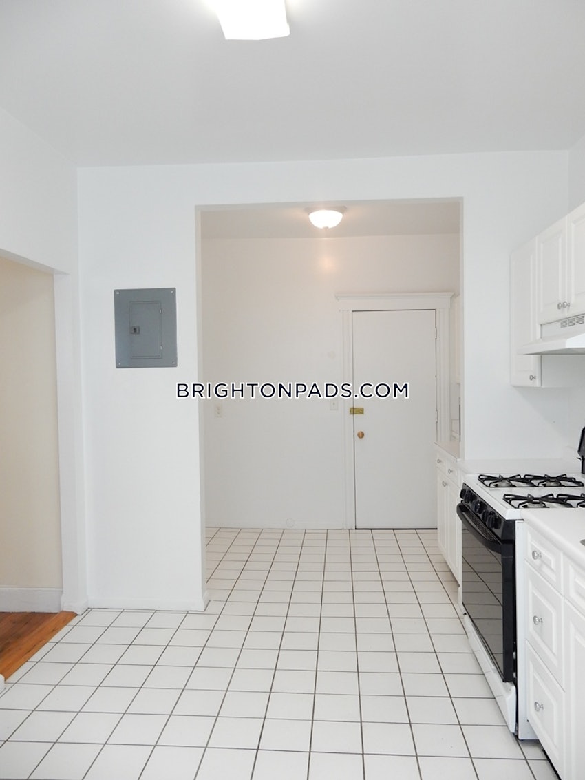 BOSTON - BRIGHTON - CLEVELAND CIRCLE - 2 Beds, 1 Bath - Image 7