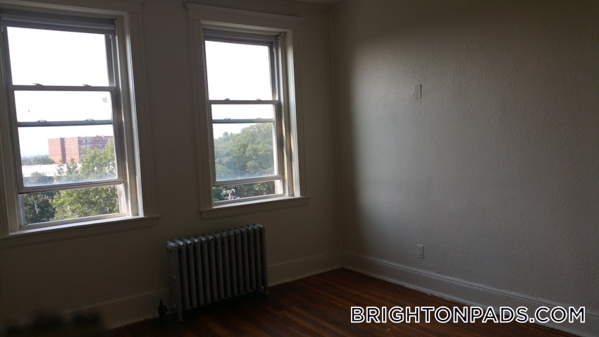 BOSTON - BRIGHTON - CLEVELAND CIRCLE - 3 Beds, 1 Bath - Image 9