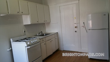 Cleveland Circle - Brighton, Boston, MA - 3 Beds, 1 Bath - $3,225 - ID#48316