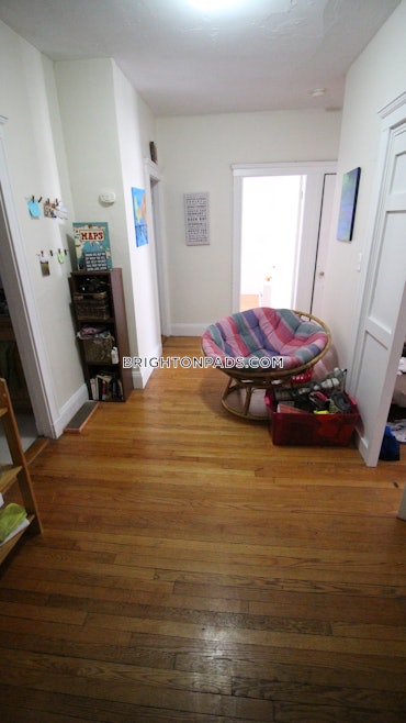 Cleveland Circle - Brighton, Boston, MA - 2 Beds, 1 Bath - $3,295 - ID#4895488