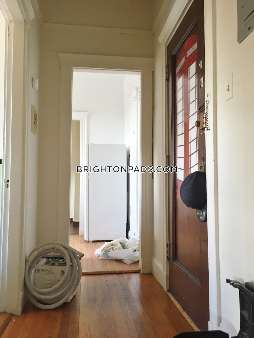 BOSTON - BRIGHTON - CLEVELAND CIRCLE - Studio , 1 Bath - Image 7
