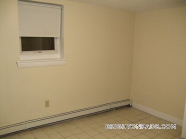 Cleveland Circle - Brighton, Boston, MA - 2 Beds, 1 Bath - $2,750 - ID#5621377