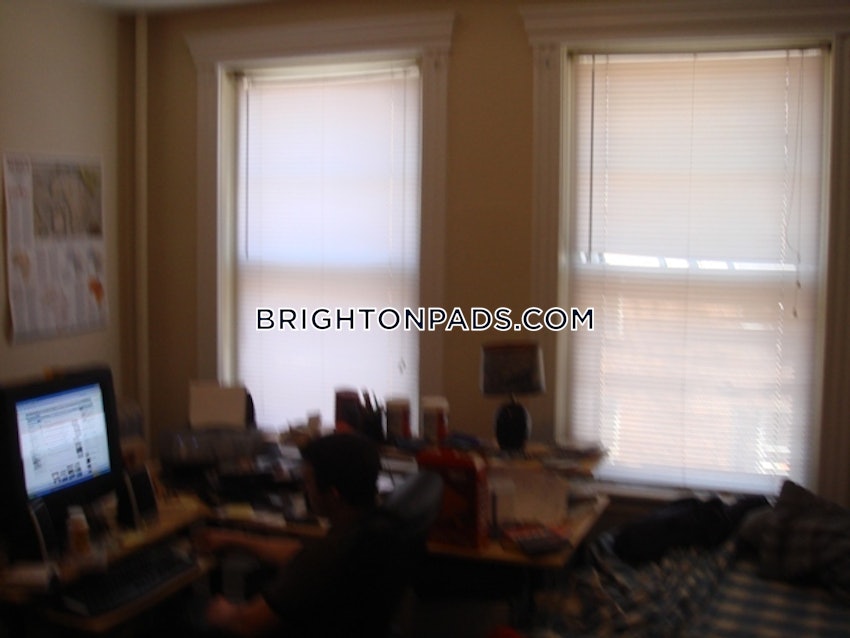 BOSTON - BRIGHTON - CLEVELAND CIRCLE - 3 Beds, 1 Bath - Image 1