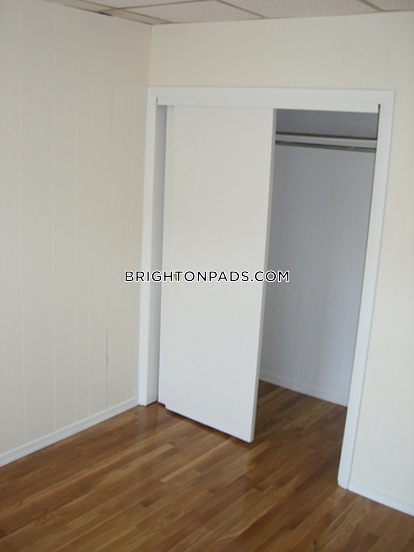 BOSTON - BRIGHTON - CLEVELAND CIRCLE - 1 Bed, 1 Bath - Image 5