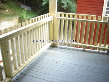 Cleveland Circle - Brighton, Boston, MA - 4 Beds, 1 Bath - $3,000 - ID#4572186