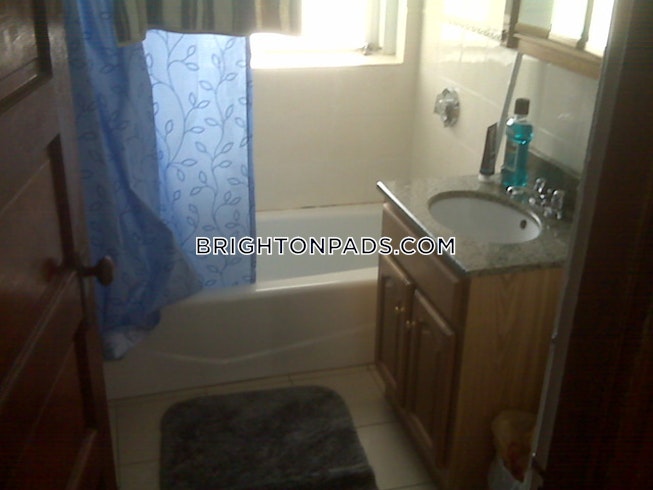 Boston - $3,800+ /mo