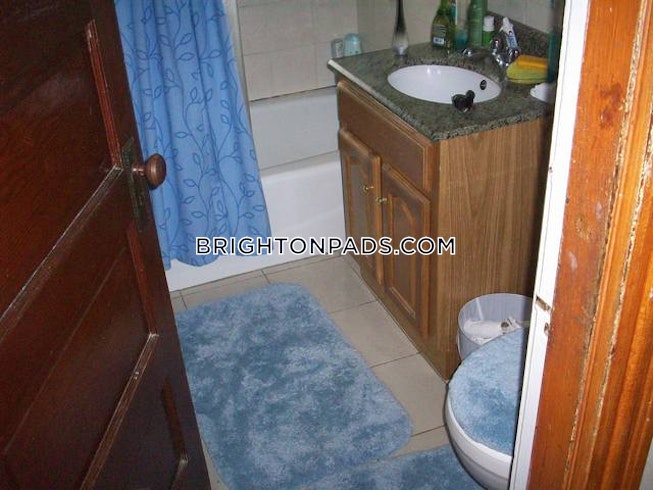 Boston - $3,800+ /mo