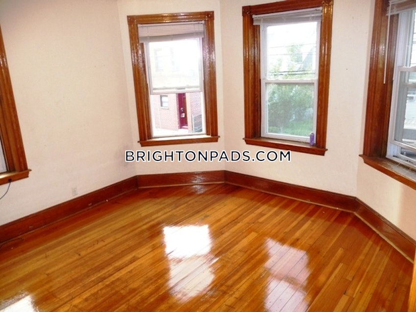 BOSTON - BRIGHTON - NORTH BRIGHTON - 4 Beds, 2 Baths - Image 8