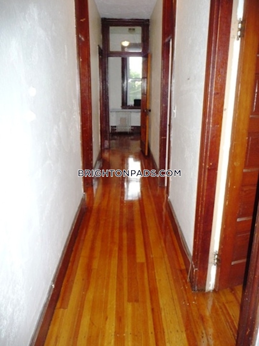 BOSTON - BRIGHTON - NORTH BRIGHTON - 4 Beds, 2 Baths - Image 5