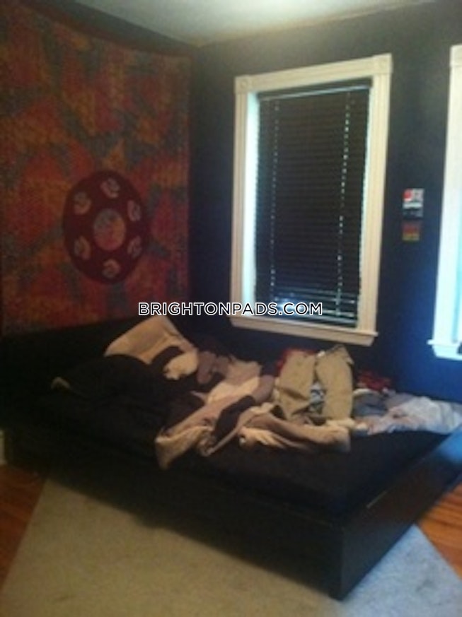 Boston - $3,800+ /mo