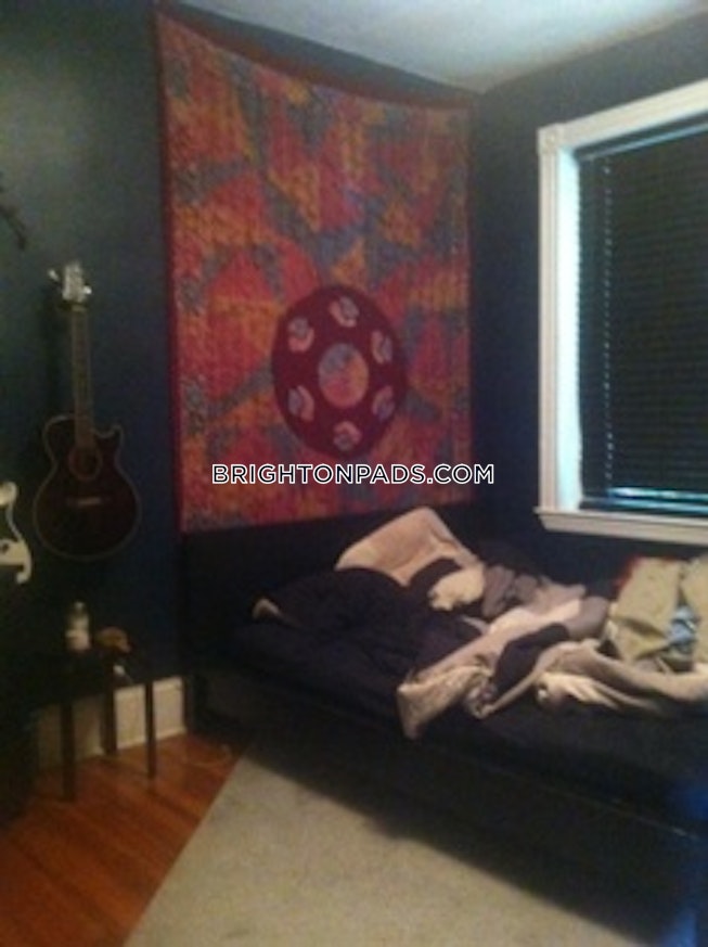 Boston - $3,800+ /mo