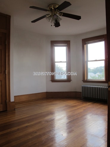 Boston - 3 Beds, 1 Baths