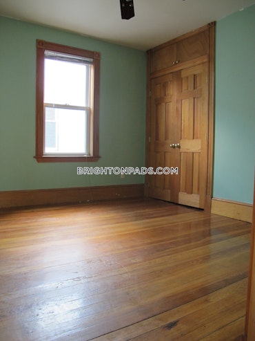 Boston - 3 Beds, 1 Baths