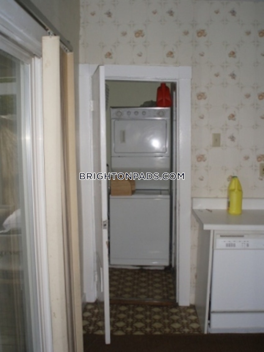 BOSTON - BRIGHTON - OAK SQUARE - 1 Bed, 2 Baths - Image 43