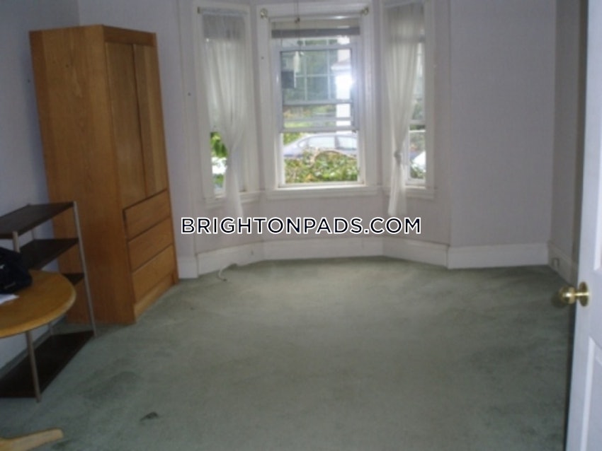 BOSTON - BRIGHTON - OAK SQUARE - 1 Bed, 2 Baths - Image 35