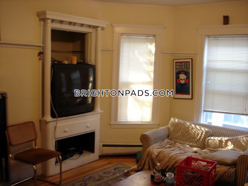 BOSTON - BRIGHTON - OAK SQUARE - 5 Beds, 2 Baths - Image 26