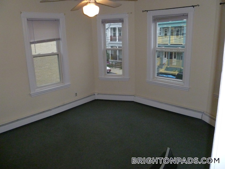 BOSTON - BRIGHTON - OAK SQUARE - 4 Beds, 2 Baths - Image 6