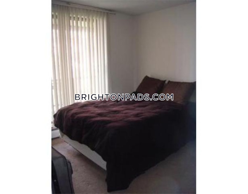 BOSTON - BRIGHTON - OAK SQUARE - 2 Beds, 1 Bath - Image 2