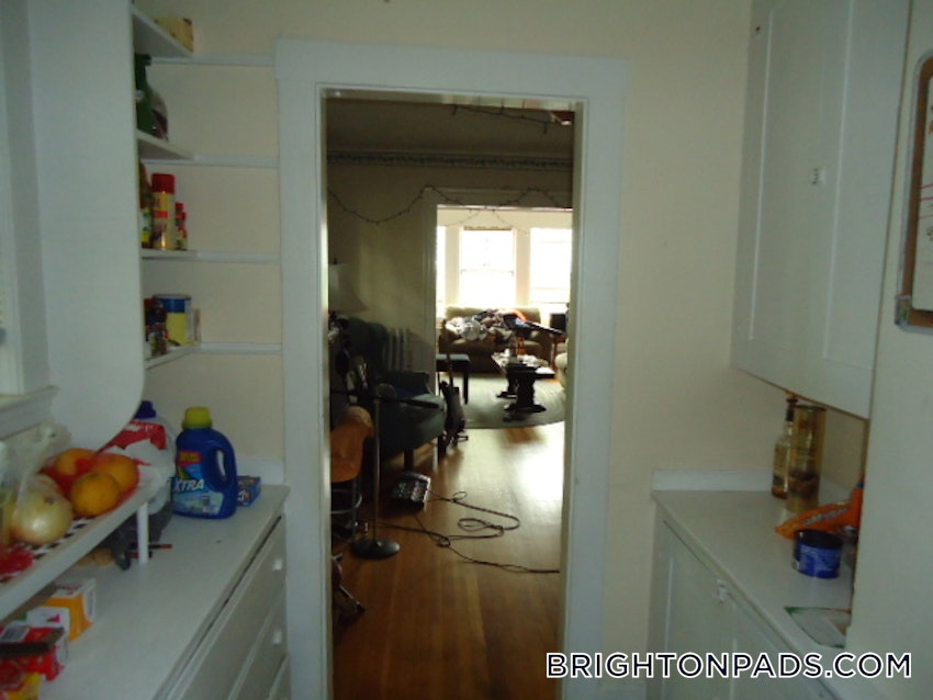 BOSTON - BRIGHTON - OAK SQUARE - 3 Beds, 1 Bath - Image 11