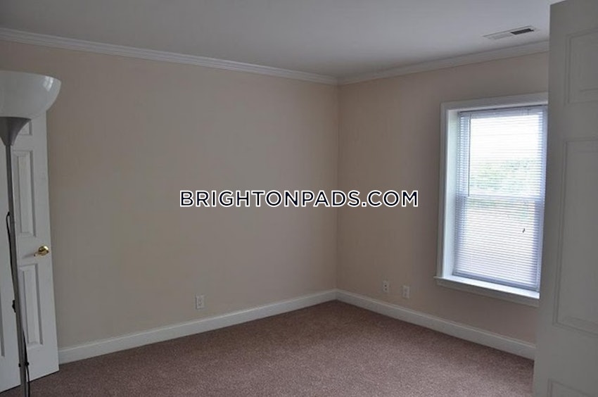 BOSTON - BRIGHTON - OAK SQUARE - 1 Bed, 2 Baths - Image 8