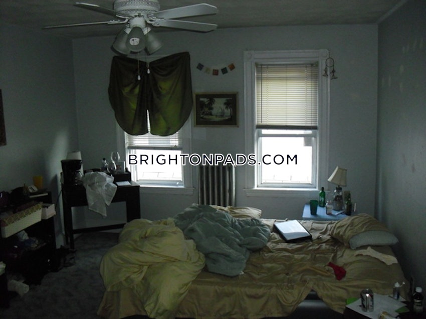 BOSTON - BRIGHTON - OAK SQUARE - 5 Beds, 2 Baths - Image 8