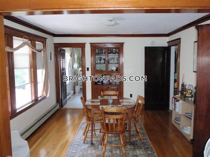 BOSTON - BRIGHTON - OAK SQUARE - 4 Beds, 2 Baths - Image 30